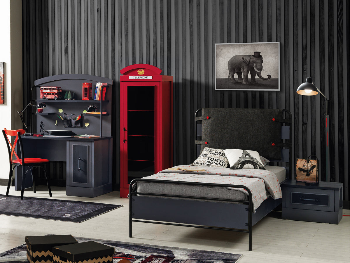 London Genç Odası Takımı – kırmızı telefon kulübesi kitaplık ve metal detaylı karyoladan oluşan tematik genç odası dekorasyonu.
