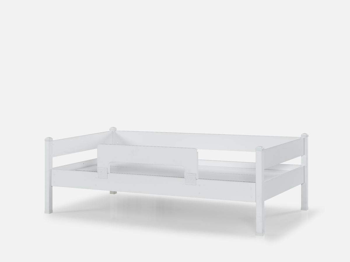 My World Montessori Karyola