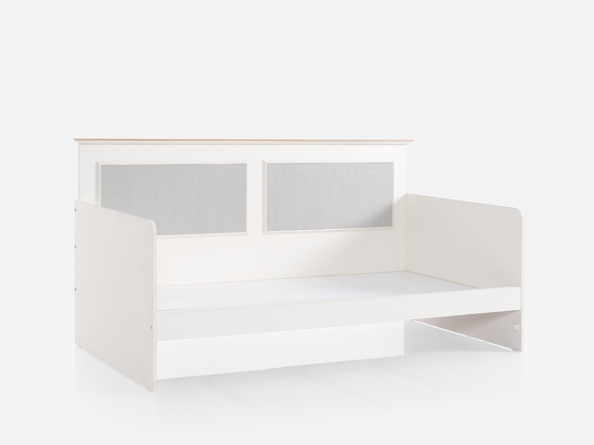 Odessa Montessori 100x200