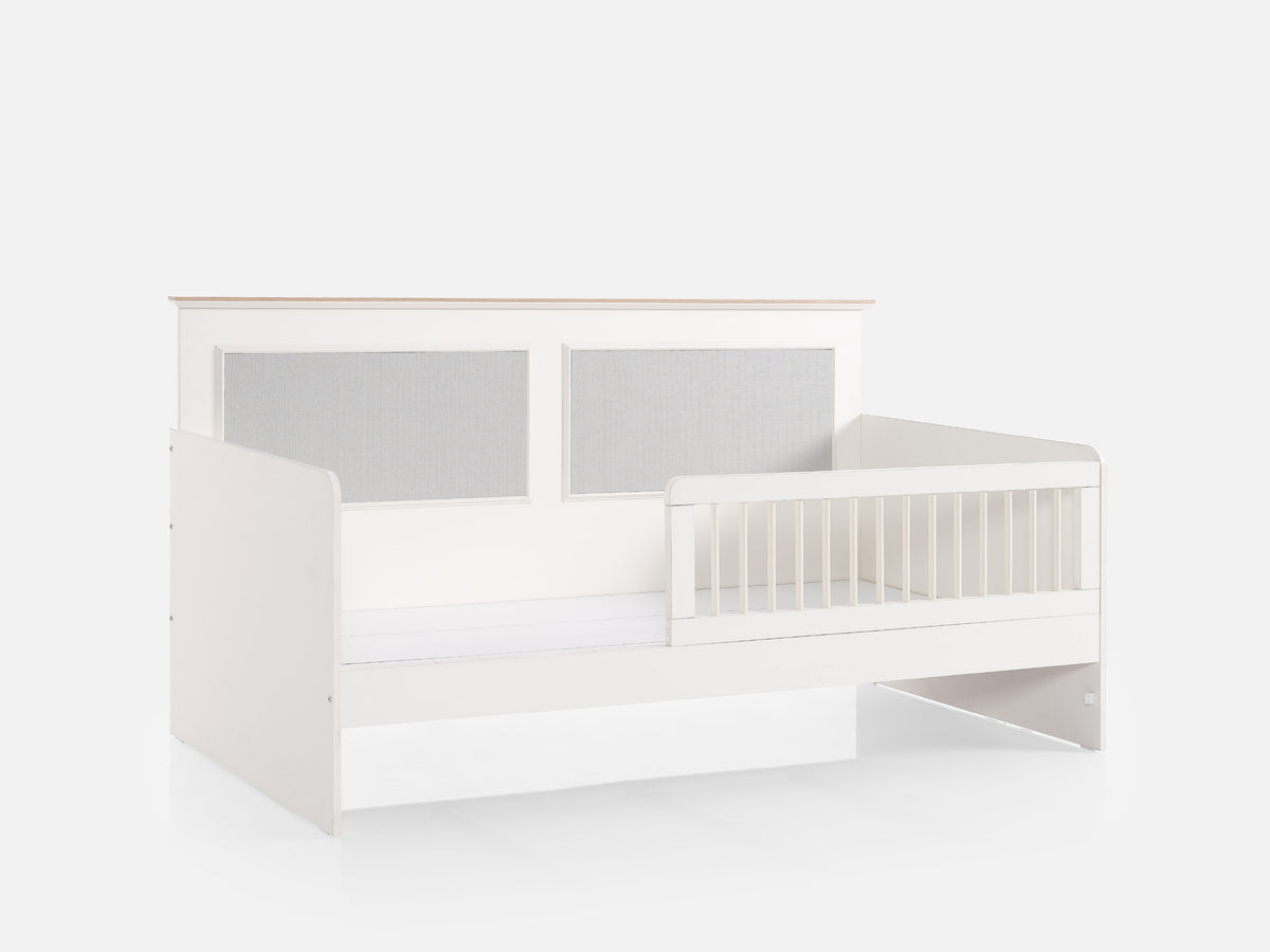 Odessa Montessori 100x200